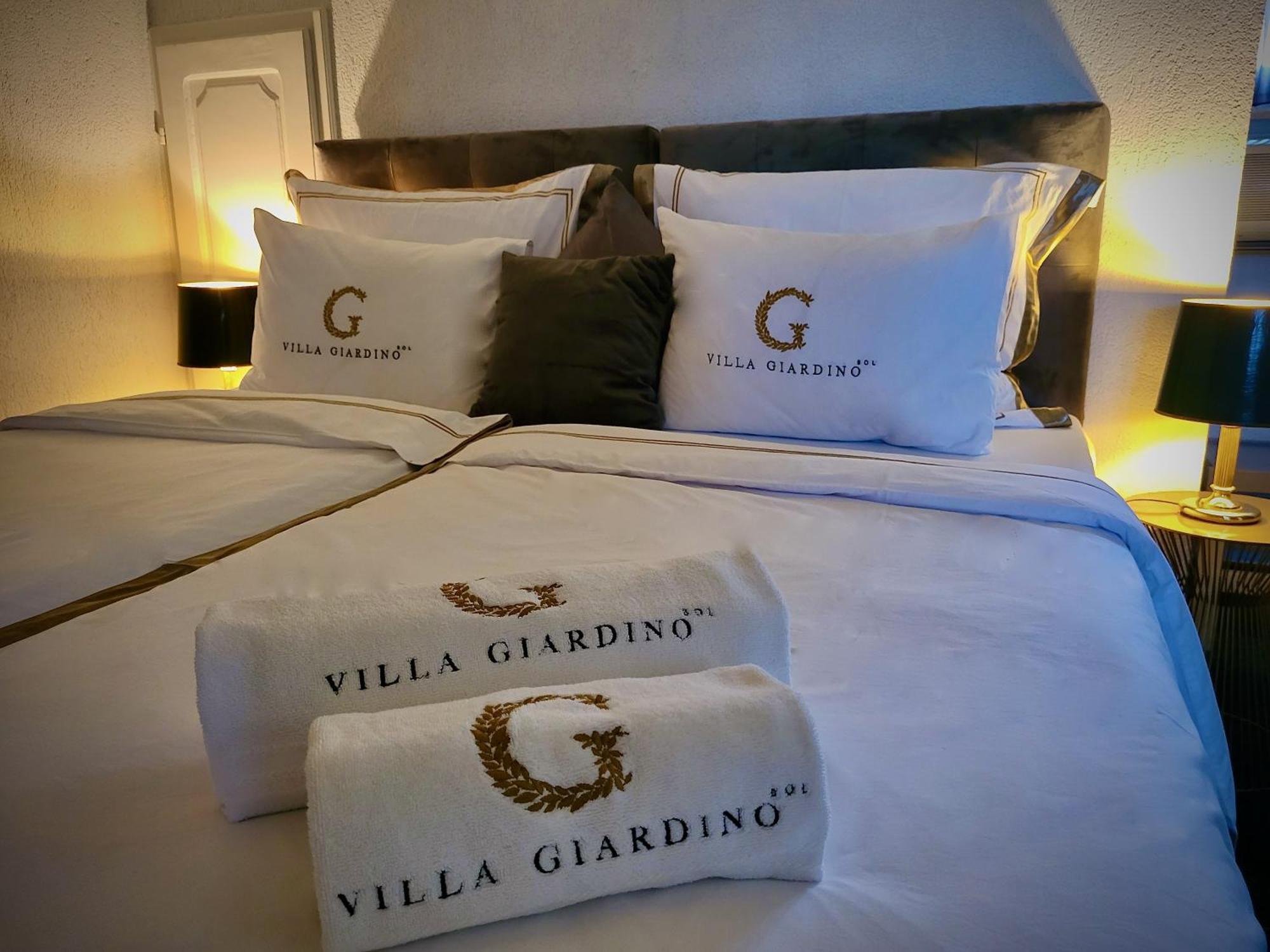Villa Giardino Heritage Boutique Hotel Bol Oda fotoğraf